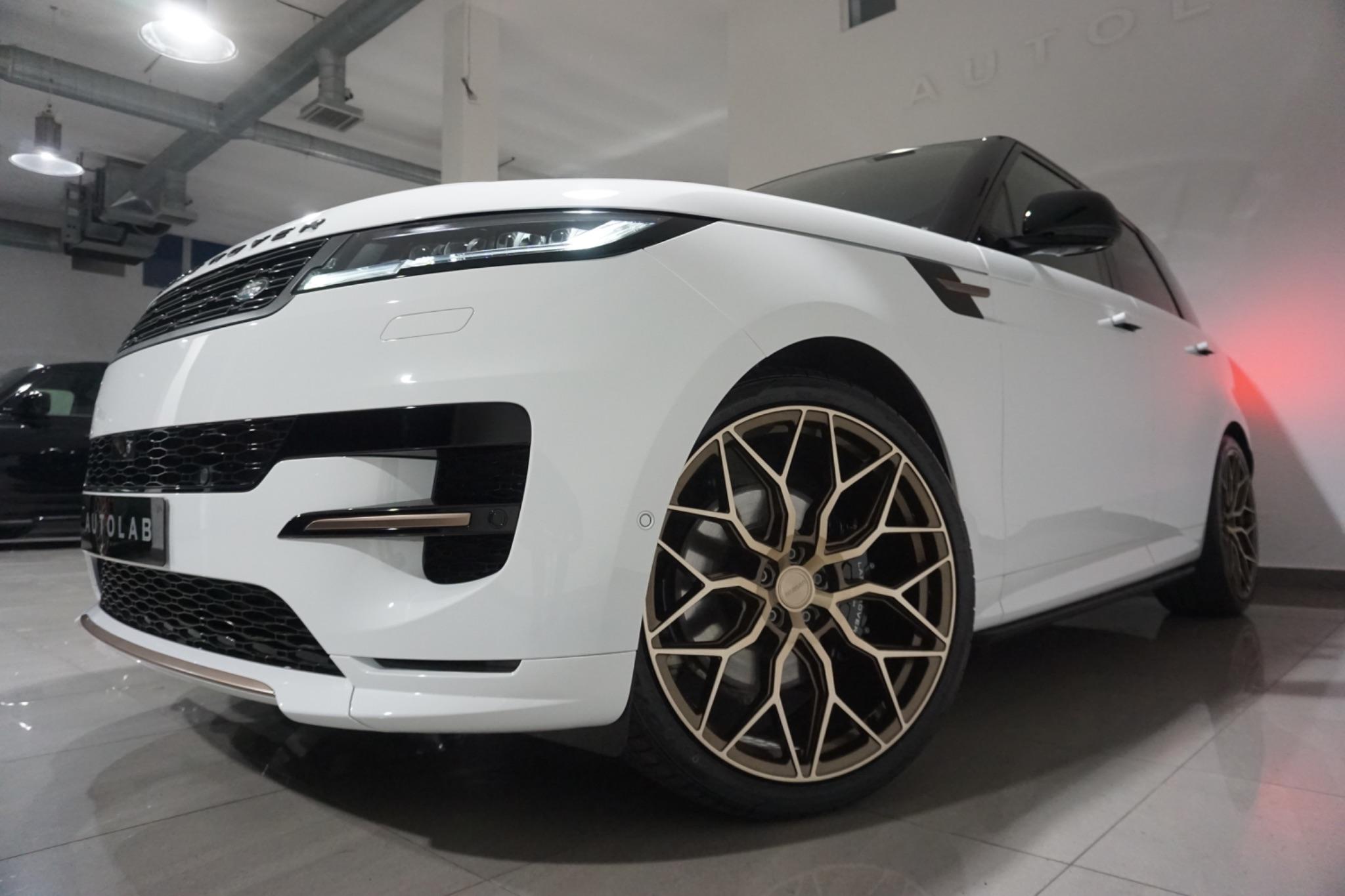 Land Rover Range Rover Sport 3.0 D300 MHEV Dynamic SE Auto 4WD Euro 6 (s/s) 5dr